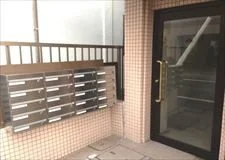 エントランスにはお部屋ごとの郵便ポスト