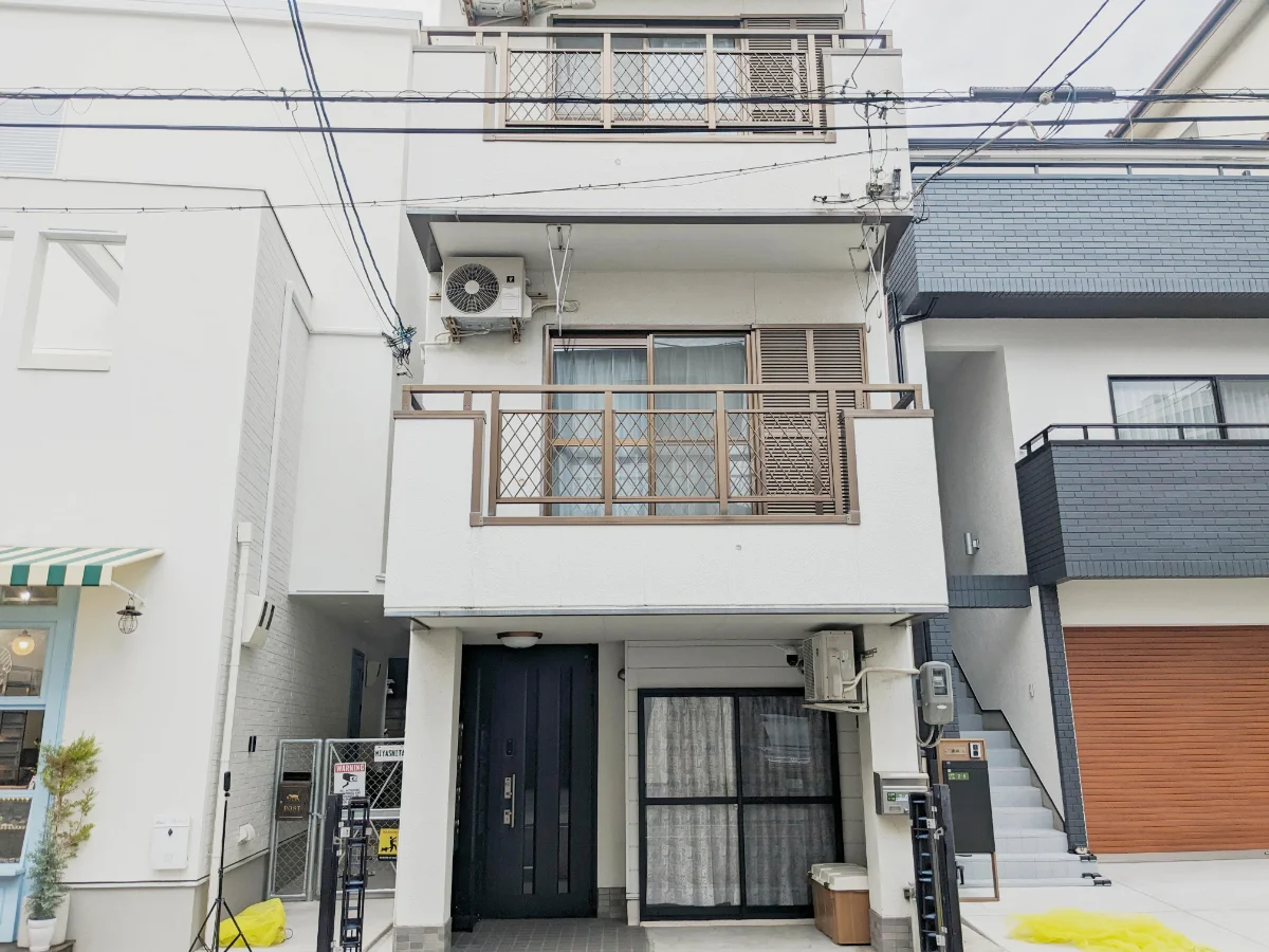 AZITO 梅田大淀