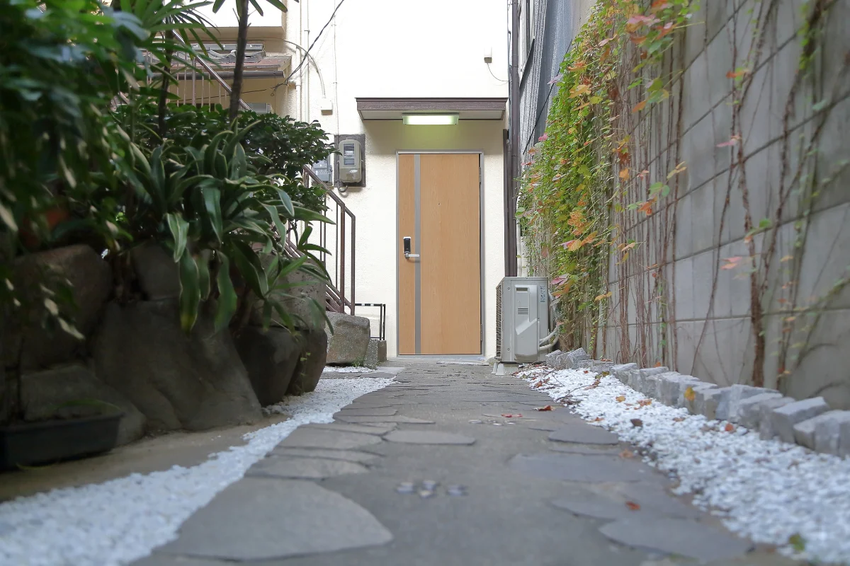 AZITO 上本町