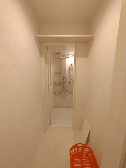 シャワー室