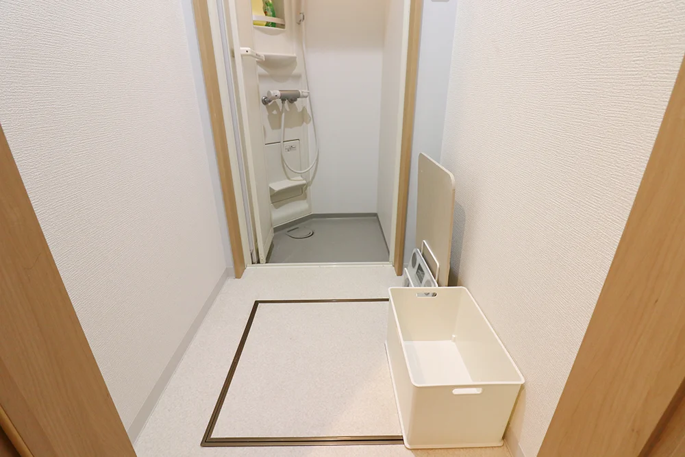 シャワールーム