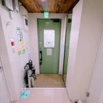 玄関内