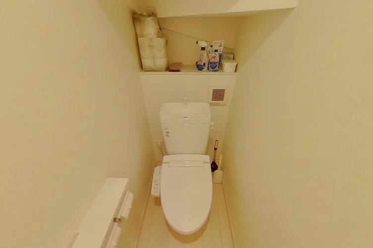 Toilet