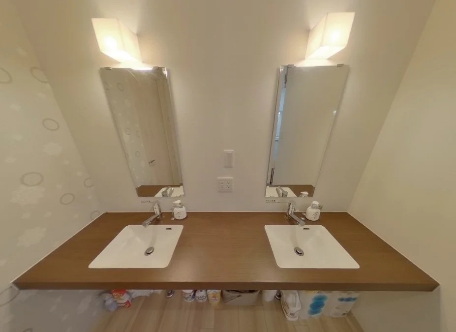 Two Sinks