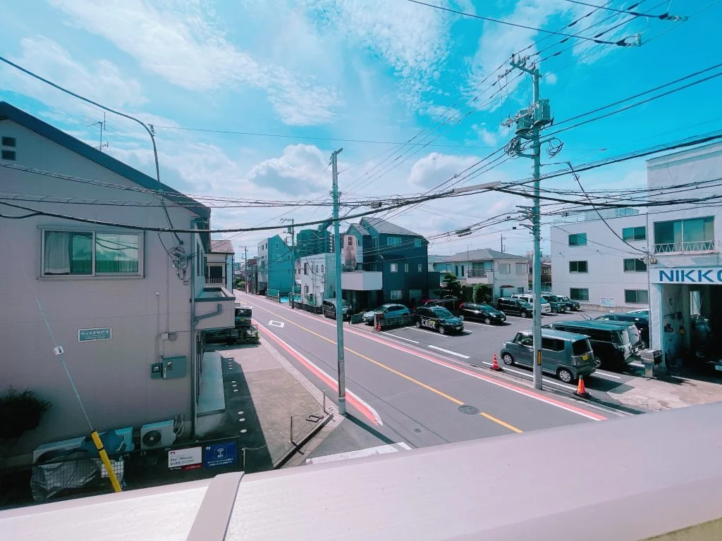 Building exterior and surrounding streets