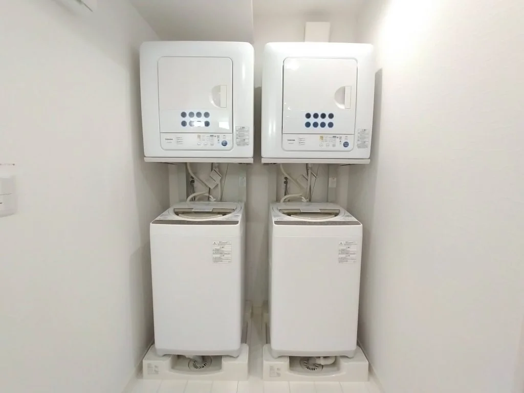 Washing machine and dryer