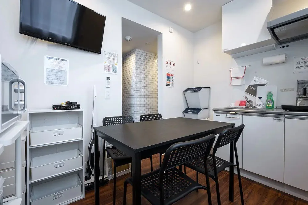 Kitchen and dining area