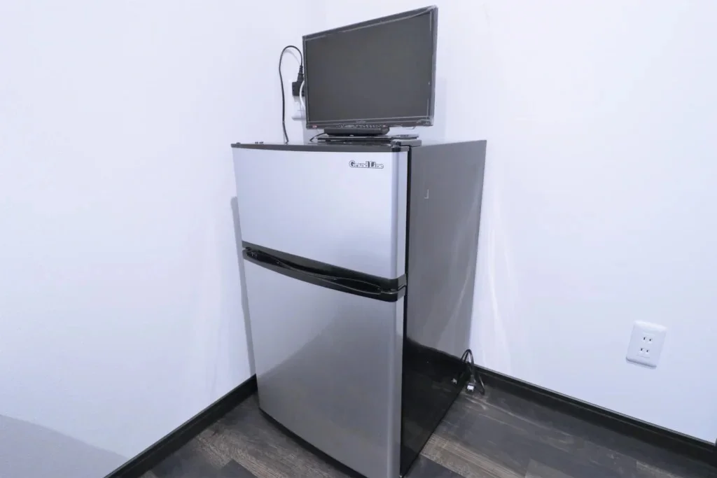 Refrigerator