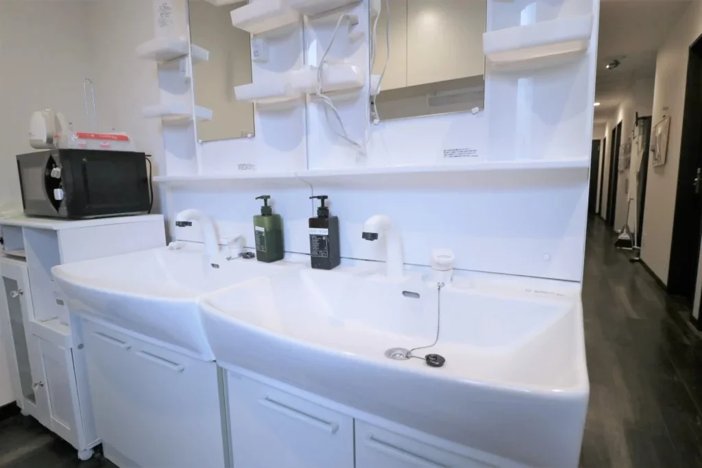 Washbasin