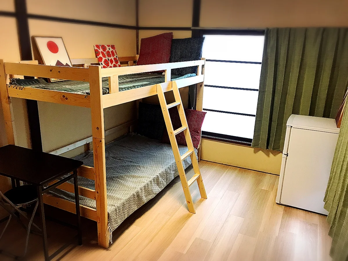 レミハウス のスナップ写真 — 広い！間取り6帖とは別に+収納+洗面の広さです。分譲マンションと間違えちゃいますね！