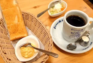 東神奈川ハウス のスナップ写真 — 東神奈川駅のコメダ近くてよく行きます(^^)横浜駅にも歩ける東神奈川ハウスはお部屋のバルコニーからも屋上からもみなとみら