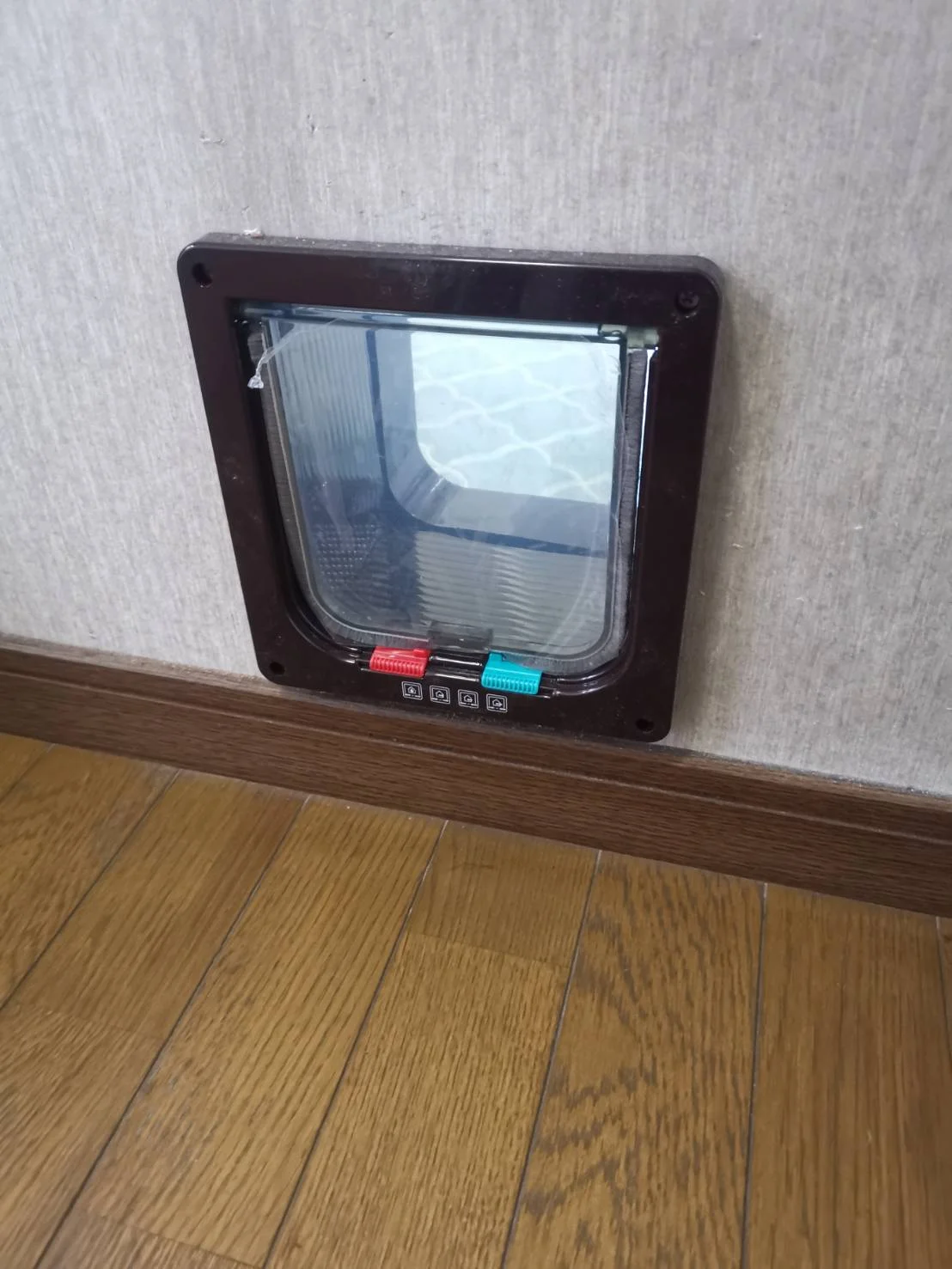 シェアハウスミネット北野田 のスナップ写真 — キャットドア