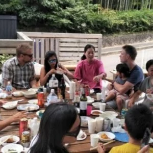 Fespa京都 のスナップ写真 — Fespa京都はスキルアップや国際交流に関心のある方が交流を楽しめるシェアハウスです。 日本人、外国人、両方のノマドワー