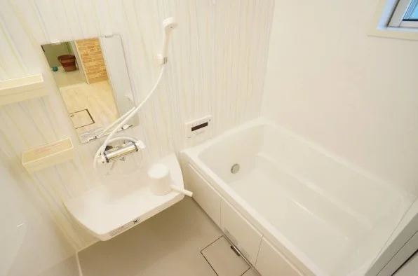 キルシェ桜新町 のスナップ写真 — 8月に入り、暑い日が続いていますね。汗をかいた一日の終わりには、ゆっくりと湯船に浸かってリラックスしたいものです。キルシ