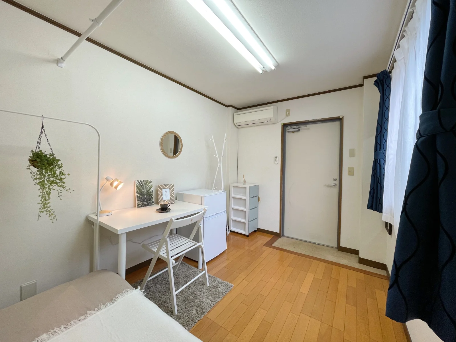 お部屋はすべてフローリングです