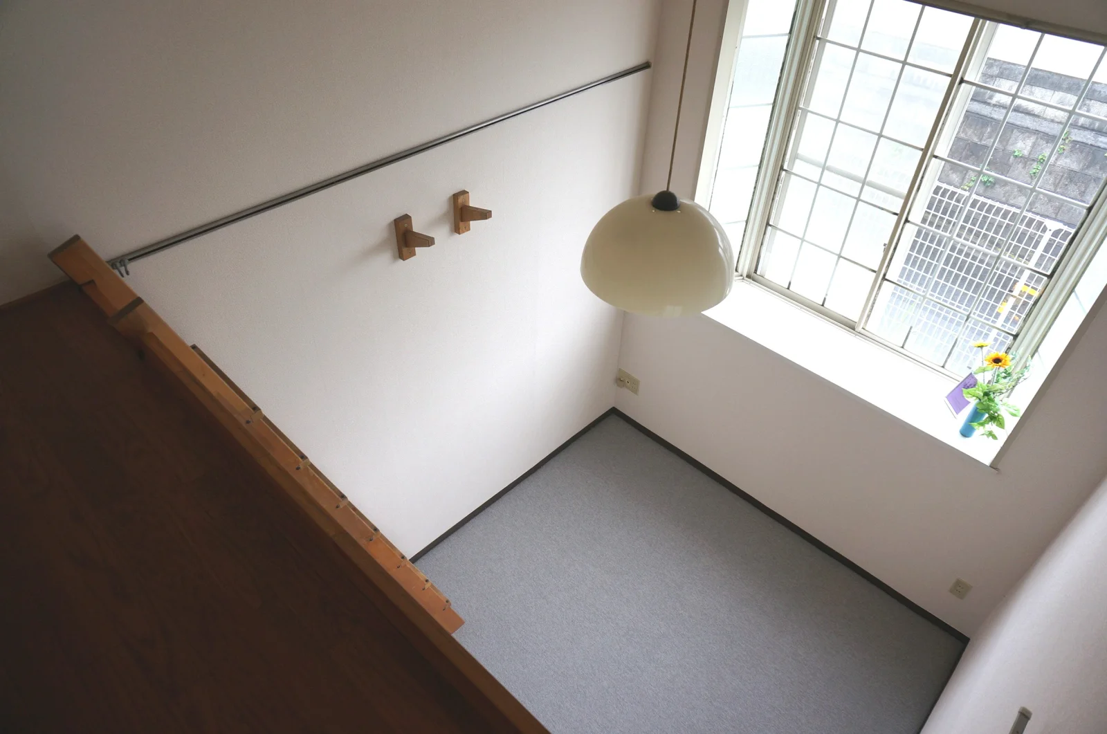 ロフトから見下ろしたお部屋