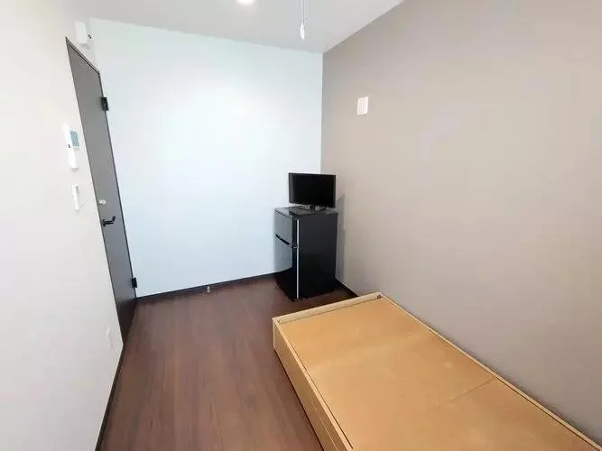 Furnished with appliances