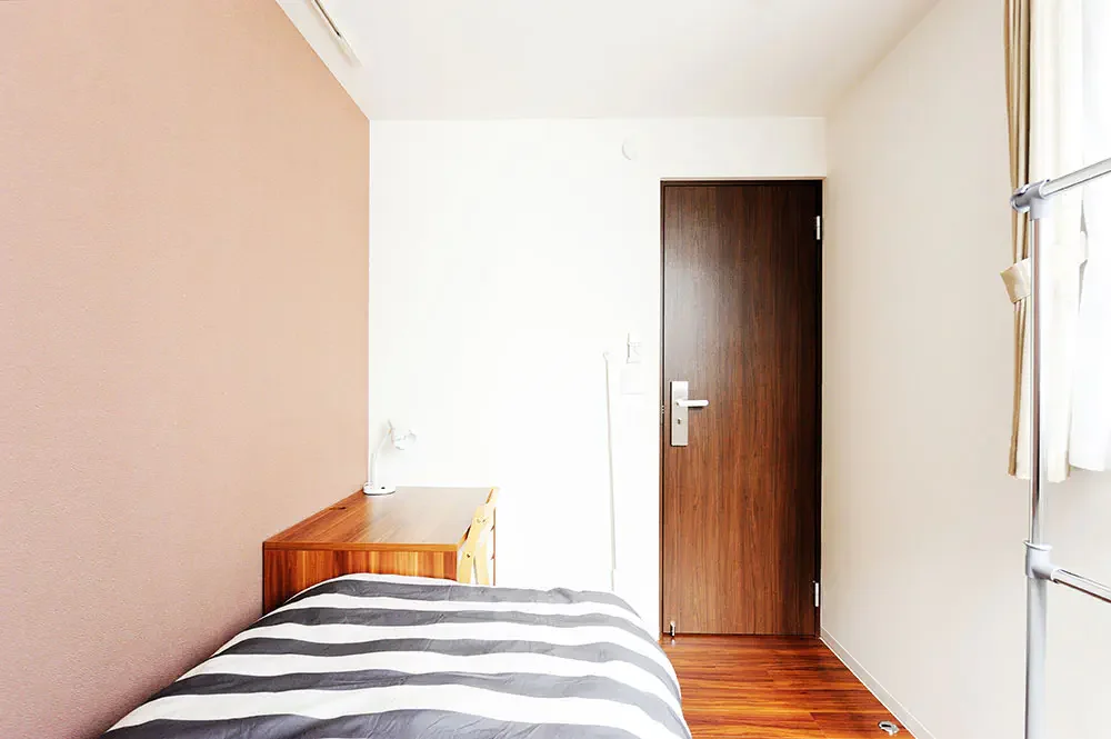 Furnished with appliances