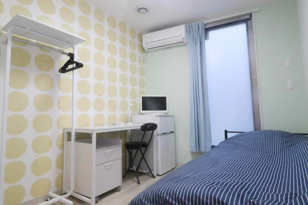 Private Room