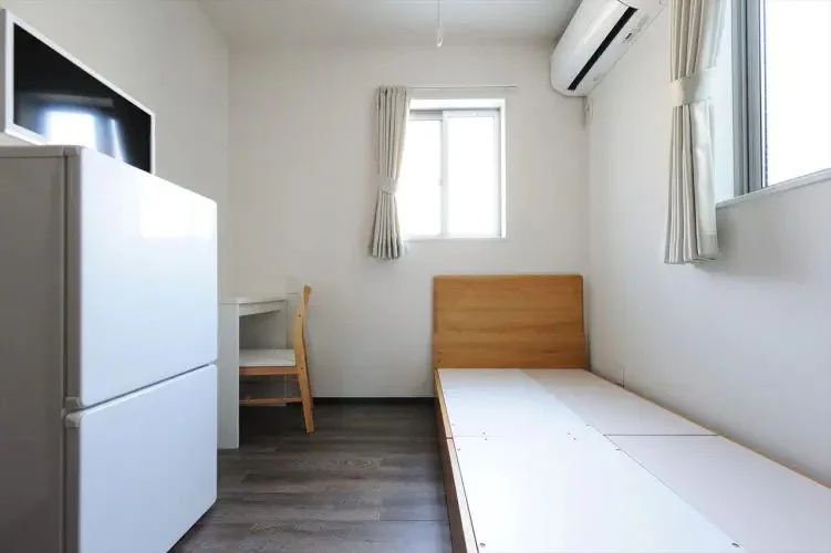 Furnished with appliances
