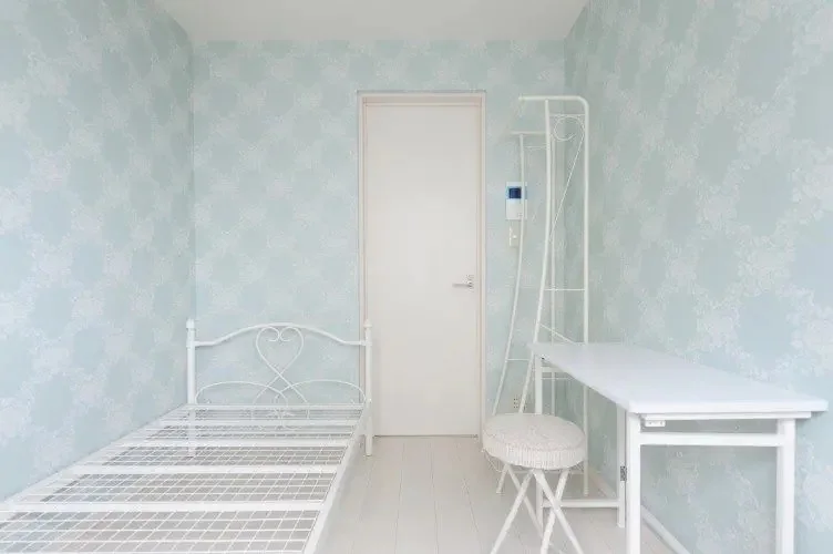 Furnished with appliances