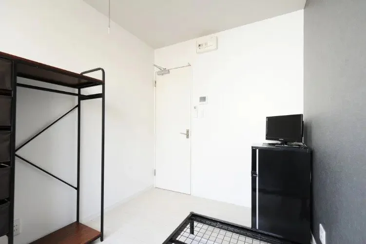 Furnished with appliances