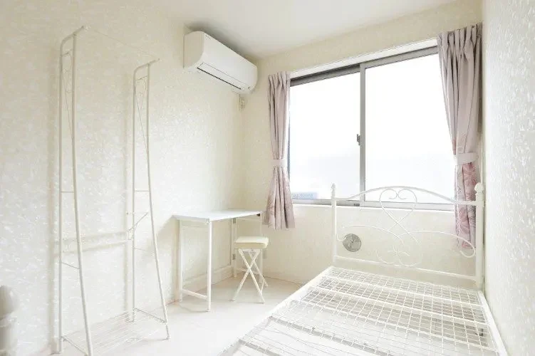 Furnished with appliances