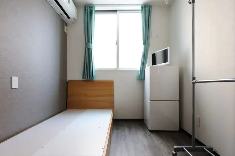 Furnished with appliances