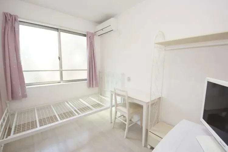 Furnished with appliances