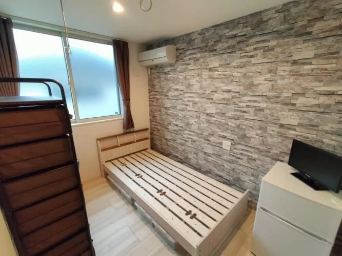 Comes furnished with furniture and appliances
