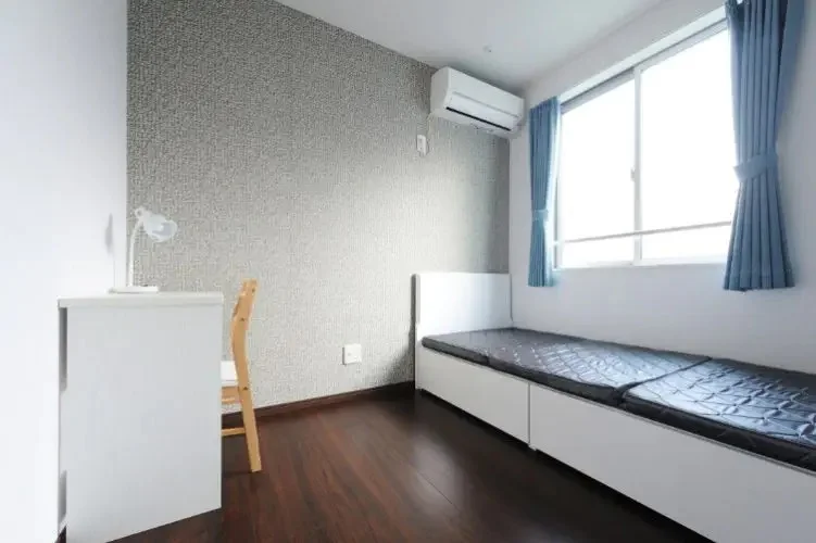 Furnished with appliances