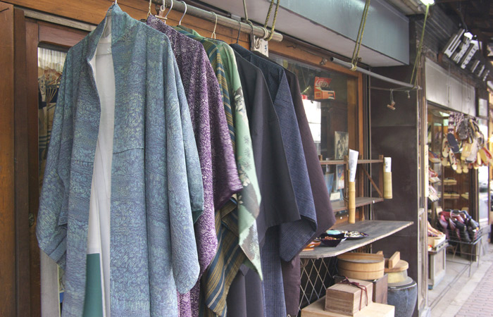 Vintage clothing store image